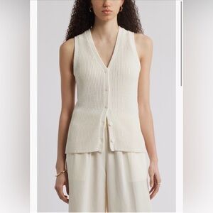 Nordstrom Cream V-Neck Sleeveless Knit Button Vest